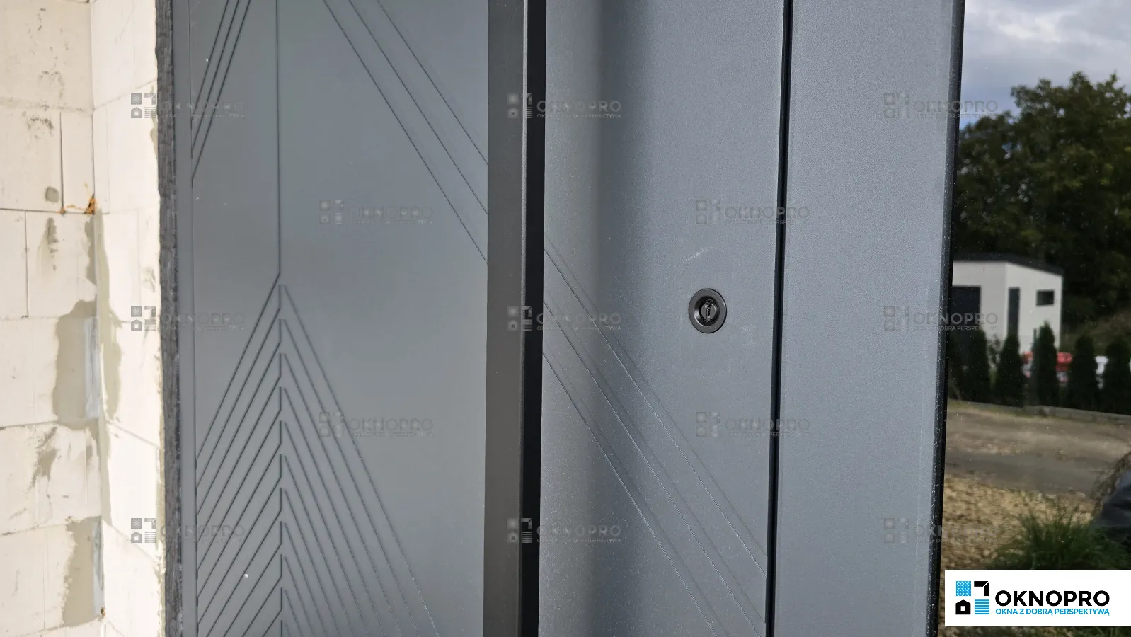 Drzwi aluminiowe jodełka